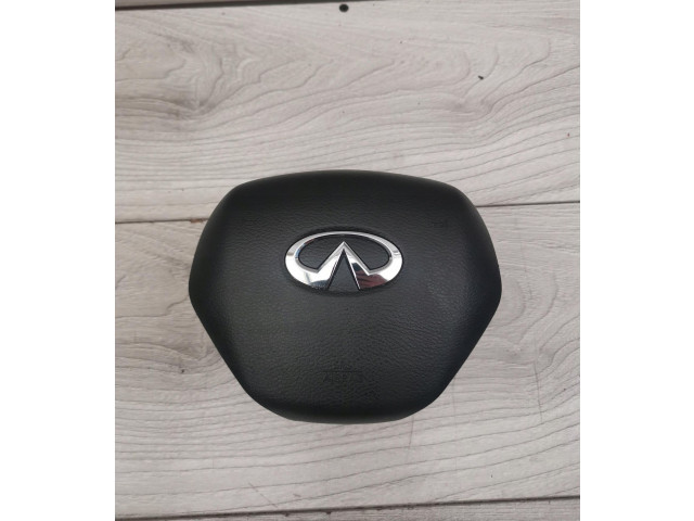 Подушка безопасности водителя UIYTT67ERR Infiniti QX30