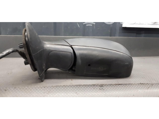 Zpětné zrcátko Peugeot 106 2000