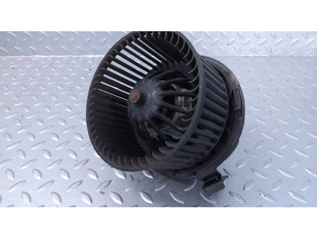 Вентилятор печки    7701062225, 7701062226   Renault Clio III