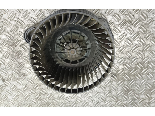 Вентилятор печки Volvo V70