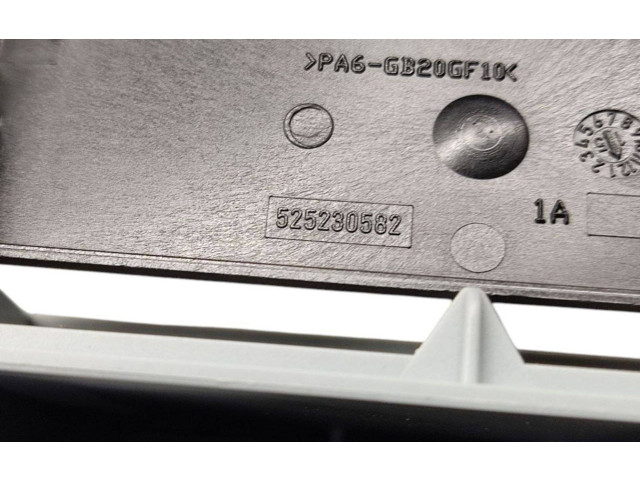 Pojistková skříňka 13222786, 525230582 Opel Zafira C 2016