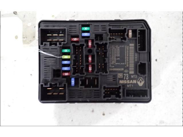 Блок предохранителей 284B07078R Renault Clio V