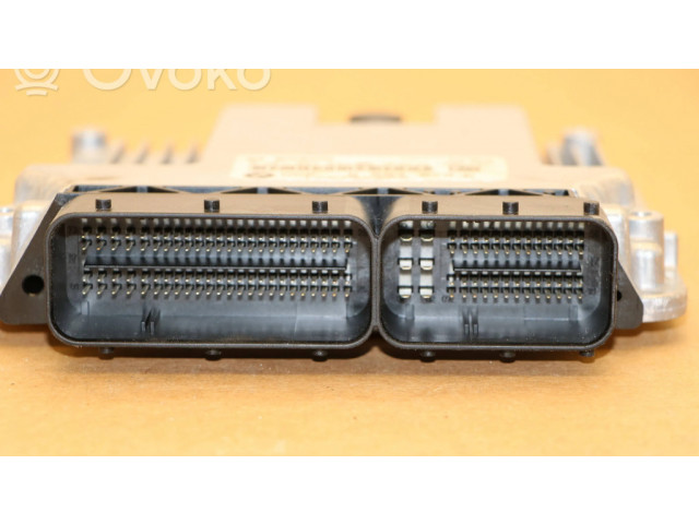 Řídící jednotka 0281031637, 8584279-01 BMW 4 F36 Gran coupe 2015