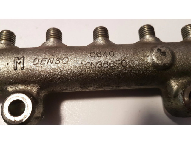 Топливная рампа 45PP31, 11219258612   Mitsubishi Pajero  