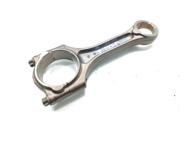 Шатун D5204T4 Volvo V40