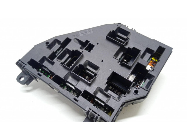 Pojistková skříňka 017033452B, 02070800038514 BMW 7 F01 F02 F03 F04 2009