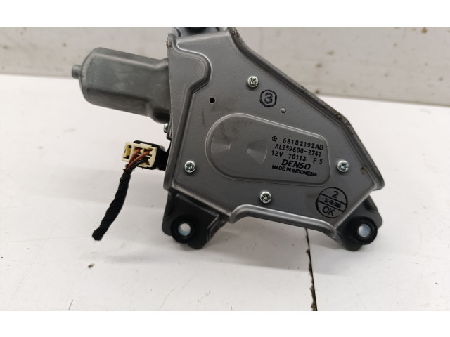 Моторчик заднего дворника 68102192AB    Jeep Cherokee