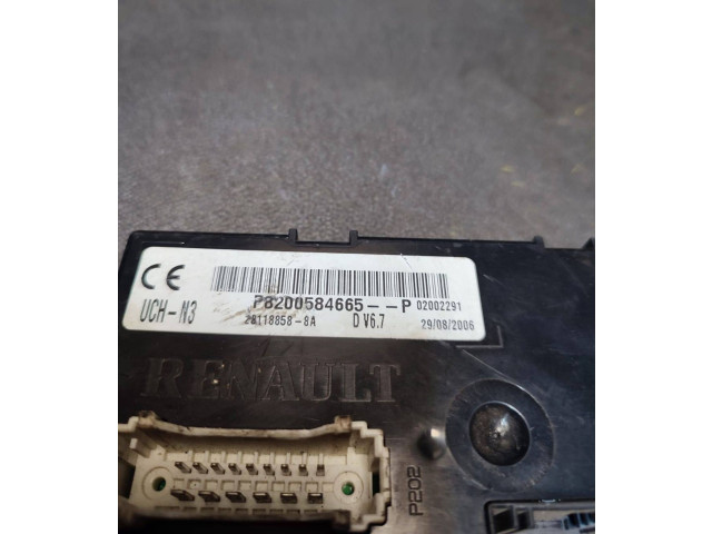 Блок комфорта P8200584665P   Renault Trafic II (X83)   