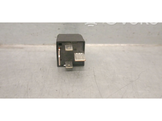 Pojistková skříňka 7M0951253A Volkswagen Caddy 2017