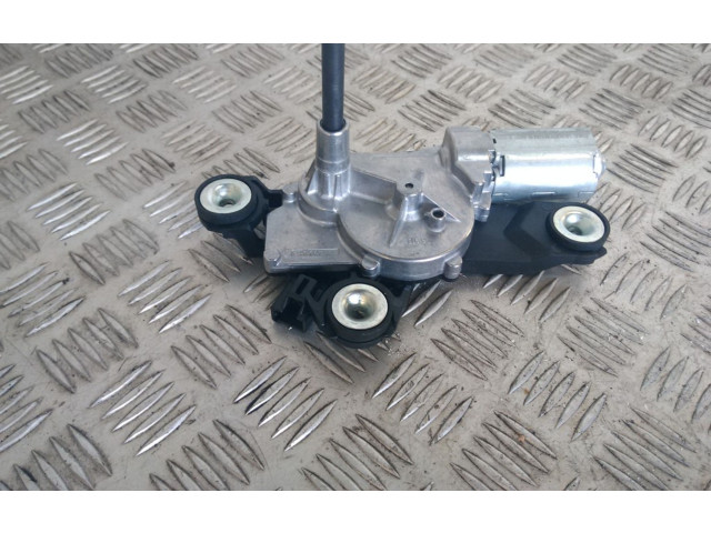 Моторчик заднего дворника 0390201823    Ford Focus