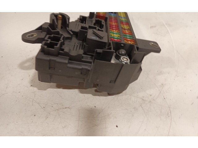 Pojistková skříňka 518956024 BMW 5 E60 E61 2006