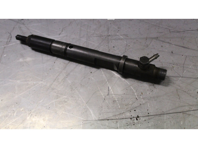 Форсунка 059130201D Audi A6 S6 C5 4B AKE