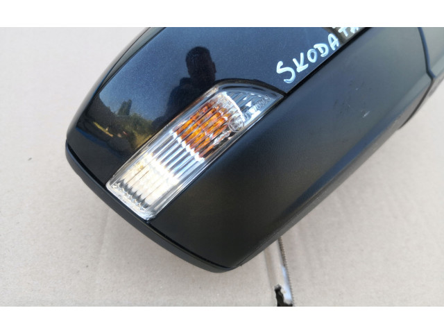 Зеркало электрическое Skoda Fabia Mk3 (NJ) 2015 - 2021 года
