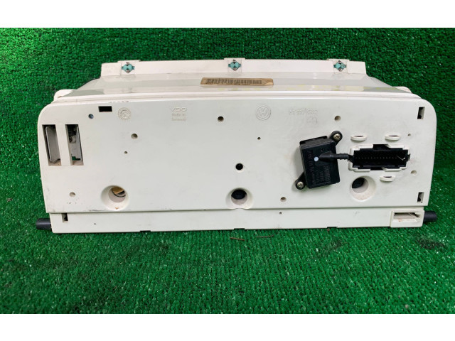 Панель приборов 357919033cs, 357919042j   Volkswagen PASSAT B3       