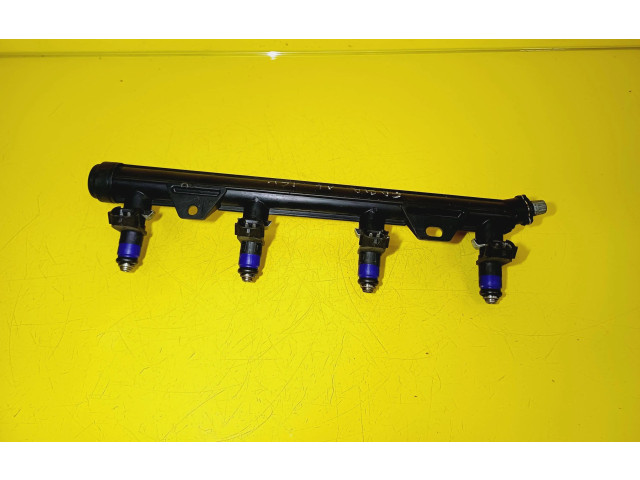 Топливная рампа 036906031AB, 036133320   Skoda Fabia Mk1 (6Y)  