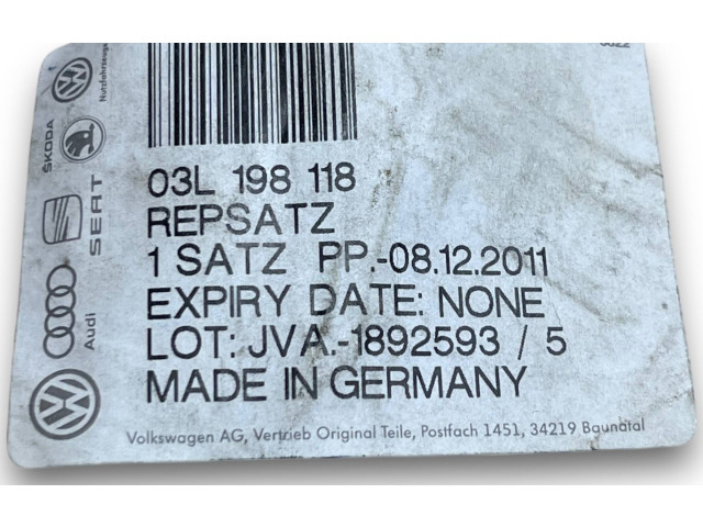 Блок управления двигателем ECU 03L198118 Audi Q3 8U