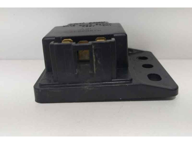 Блок предохранителей MA809932, 86125 Mitsubishi Montero