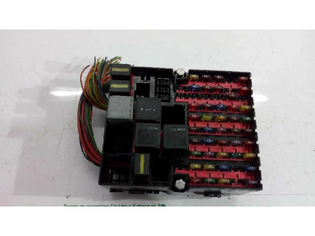 Блок предохранителей Ford Fusion