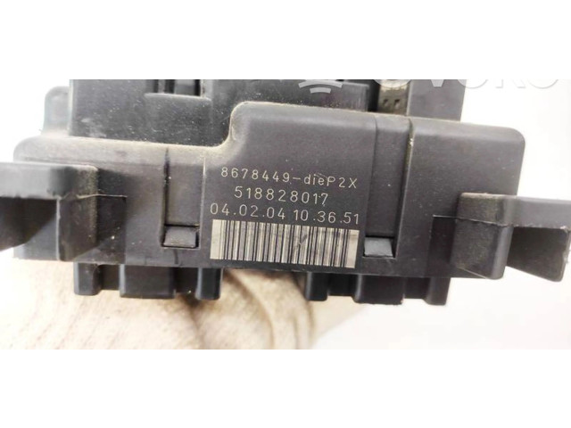 Блок предохранителей  8678449, 518828017   Volvo S70  V70  V70 XC    