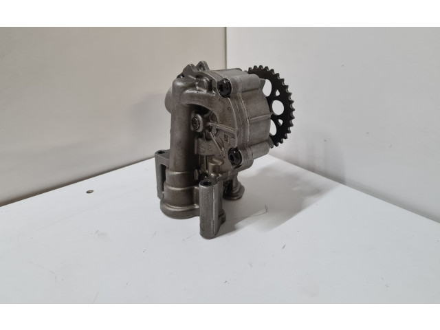 Масляный насос  DCBD 06M115P01, 06M115103  Audi Q8 