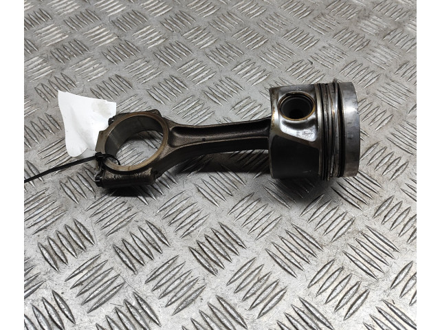 Поршень CBAB 03L107065G, 038105401J Volkswagen PASSAT B6