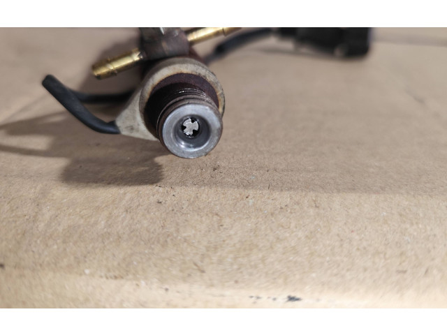 Форсунка 028130202q    Audi A3 S3 8L   