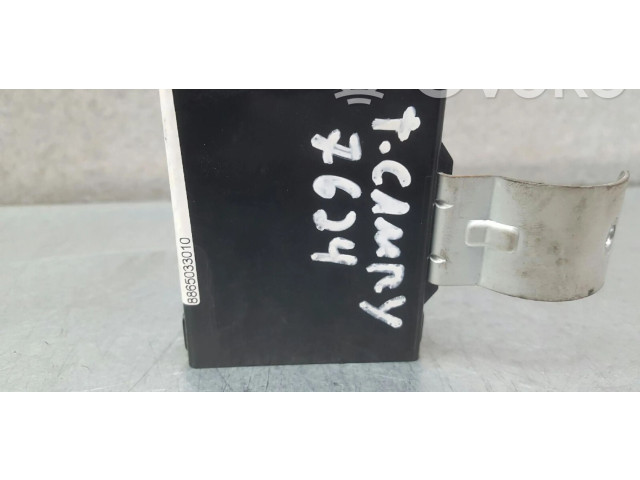 Řídící jednotka 8865033010 Toyota Camry