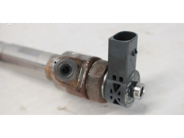 Форсунка 04L130277AC    Volkswagen Golf VII для дизельного двигателя CRB 2