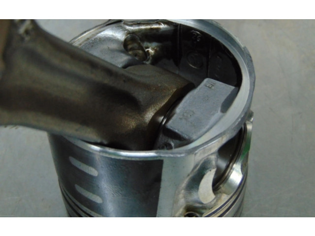 Píst Peugeot 508 pro naftový motor 1.6 9HL