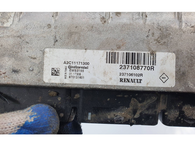 Řídící jednotka 237108770R Renault Captur 2017