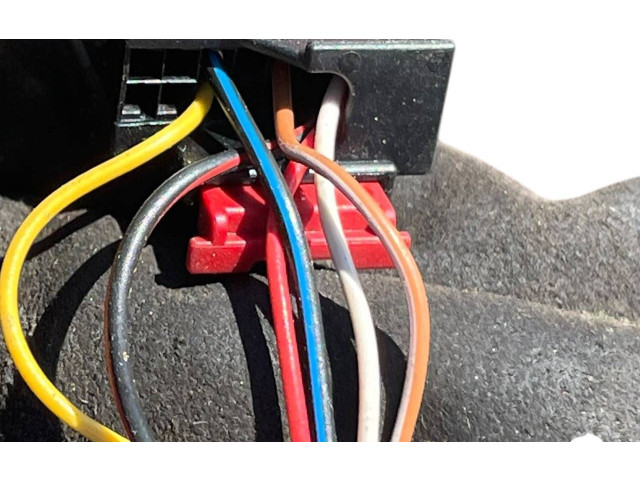 Зеркало электрическое        Skoda Octavia Mk3 (5E)  2013 - 2019 года   