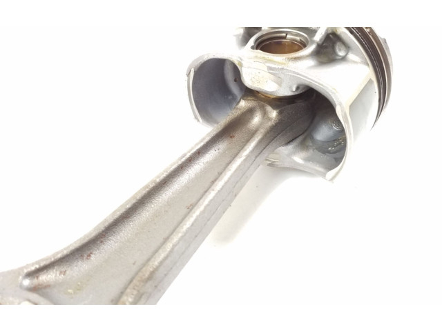 Поршень с шатуном B38A15A 7610223, 11248623416 Mini Cooper Countryman F60