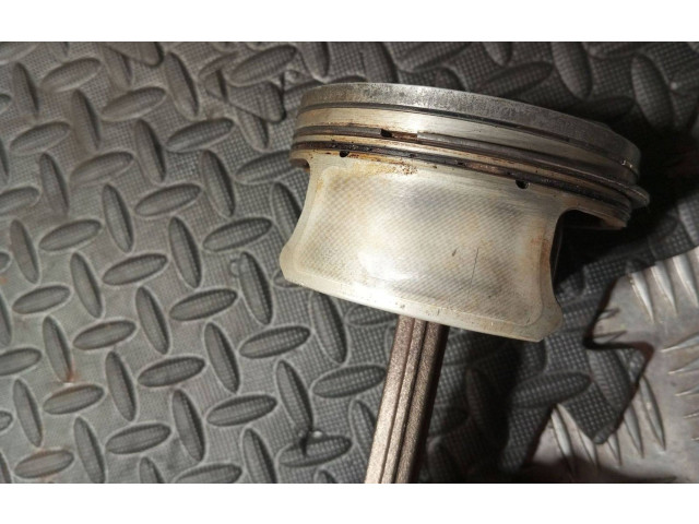 Píst 7838623 BMW M5 S85 B50AA