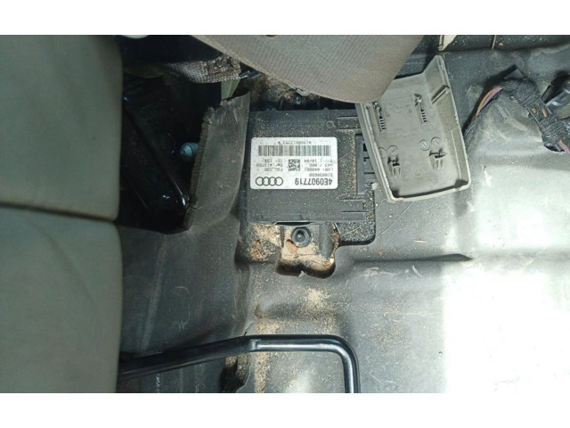 Řídící jednotka 4E0907719 Audi A8 S8 D3 4E