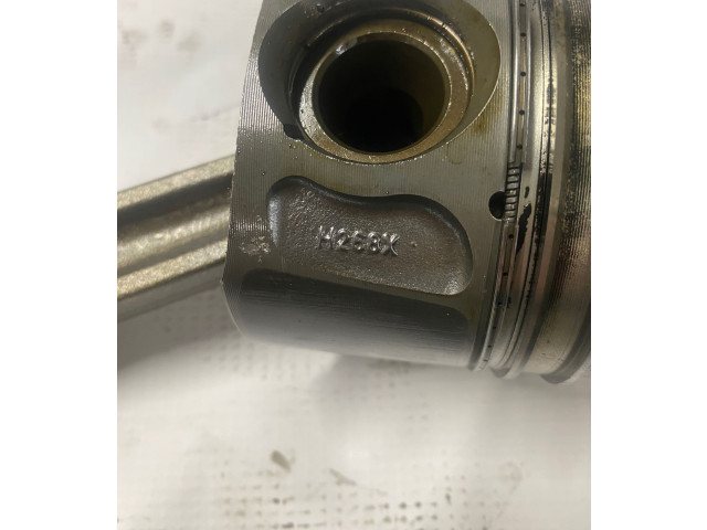 Поршень с шатуном H268X Land Rover Range Rover Sport L494