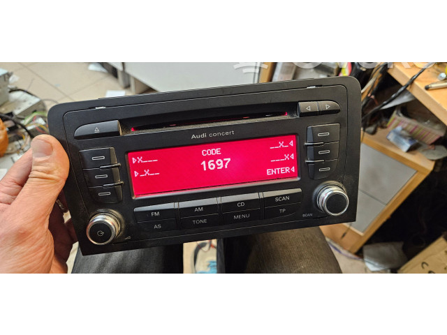 Турбина Радио/ проигрыватель CD/DVD / навигация Audi A3 S3 8P  8P0035186AB, 7640276380         