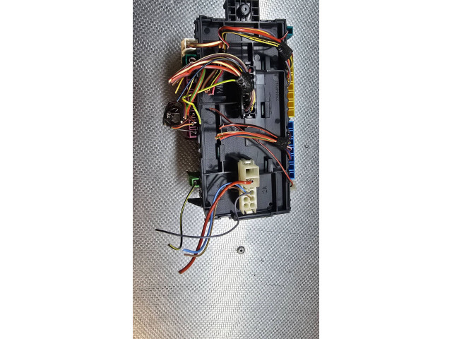 Блок предохранителей A2469060093 Mercedes-Benz A W176