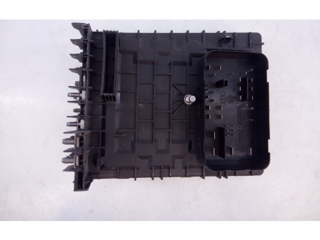 Pojistková skříňka Řídící jednotka BSM 1K0937125A, E2-A1-19-7   Volkswagen Golf SportWagen 2007