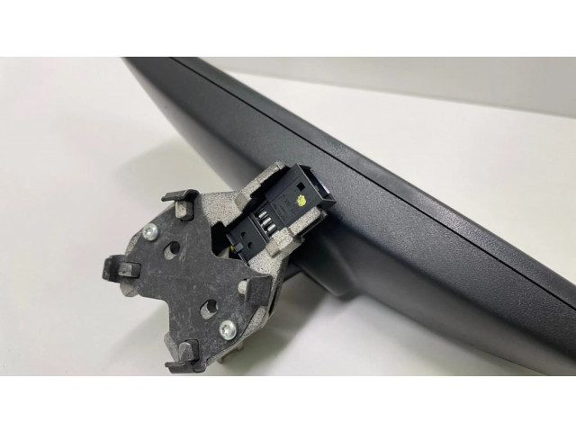 Зеркало заднего вида (в салоне)