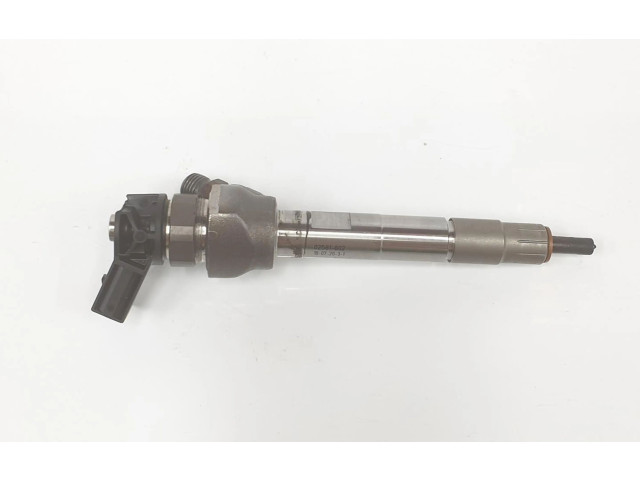 Vstřikovač 13538472208, 044511112E   BMW 2 Active Tourer U06   2.0  