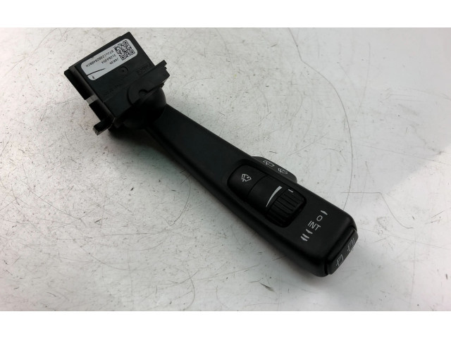 Подрулевой переключатель 31264354   Volvo V70