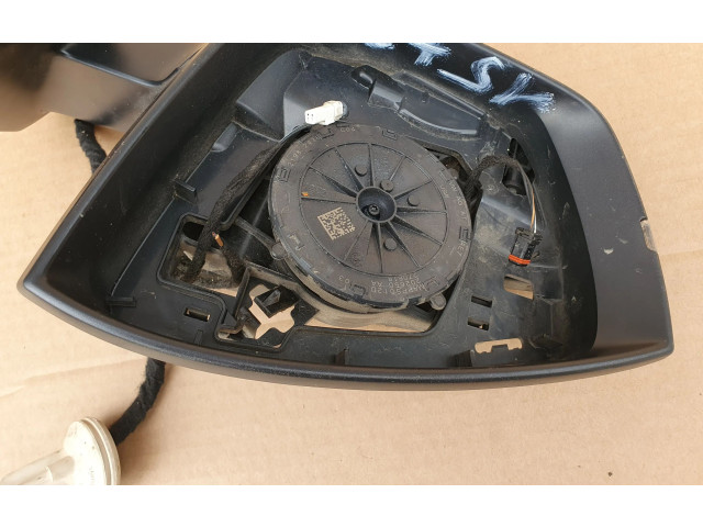 Зеркало электрическое        Skoda Karoq  2017 -  года   