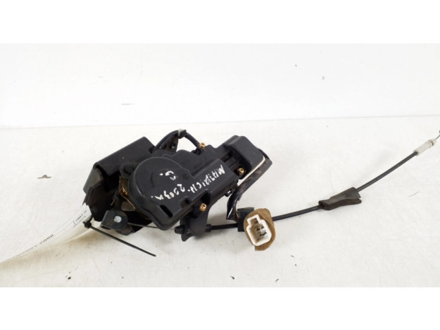 Zámek zadních dveří 69110-02010 Toyota Matrix (E130) 2003