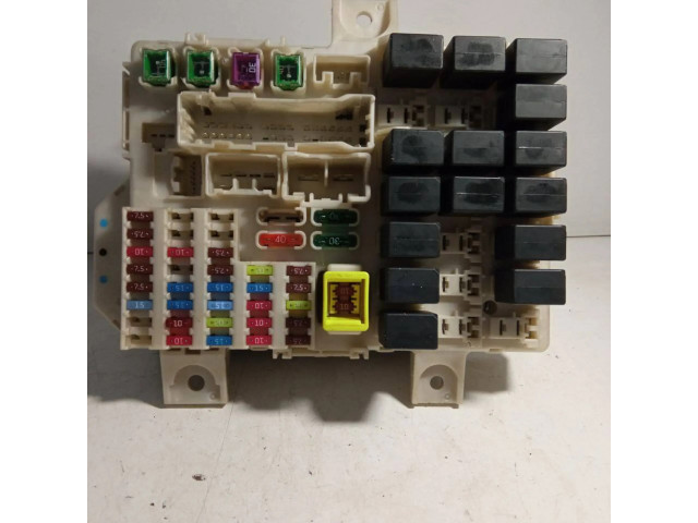 Блок предохранителей 8637A171, 5WK45103L Mitsubishi Colt