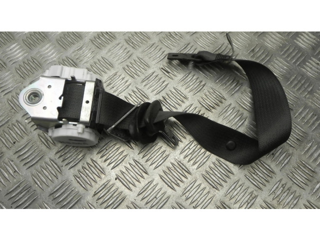 Передний ремень безопасности