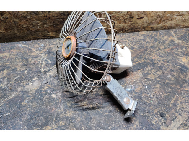 Вентилятор печки       Volkswagen Karmann Ghia