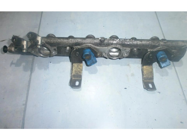 Vstřikovací lišta 857013, 1095x Renault Laguna I