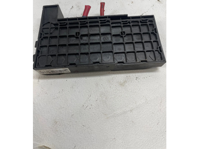 Pojistková skříňka 7H0937550 Volkswagen Transporter - Caravelle T5 2005