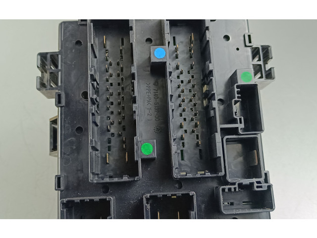 Блок предохранителей P68242818AC Jeep Grand Cherokee