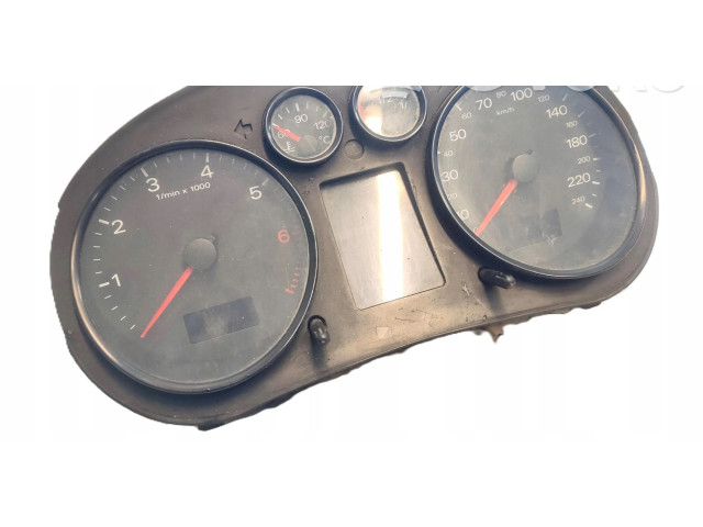 Панель приборов 8Z0920900A Audi A2